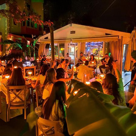 Banana Alacati Food & Stay - Adults Only Esterno foto