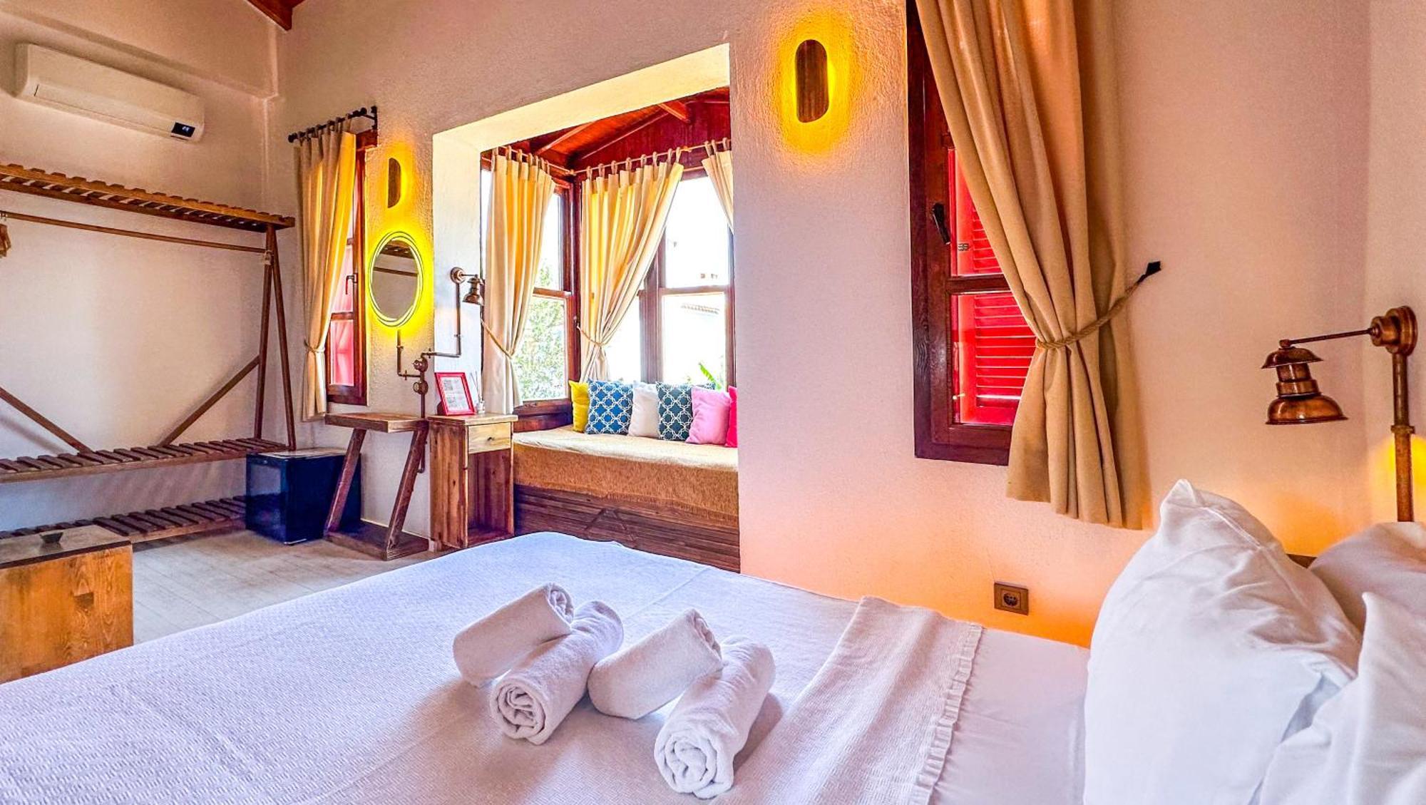 Banana Alacati Food & Stay - Adults Only Esterno foto