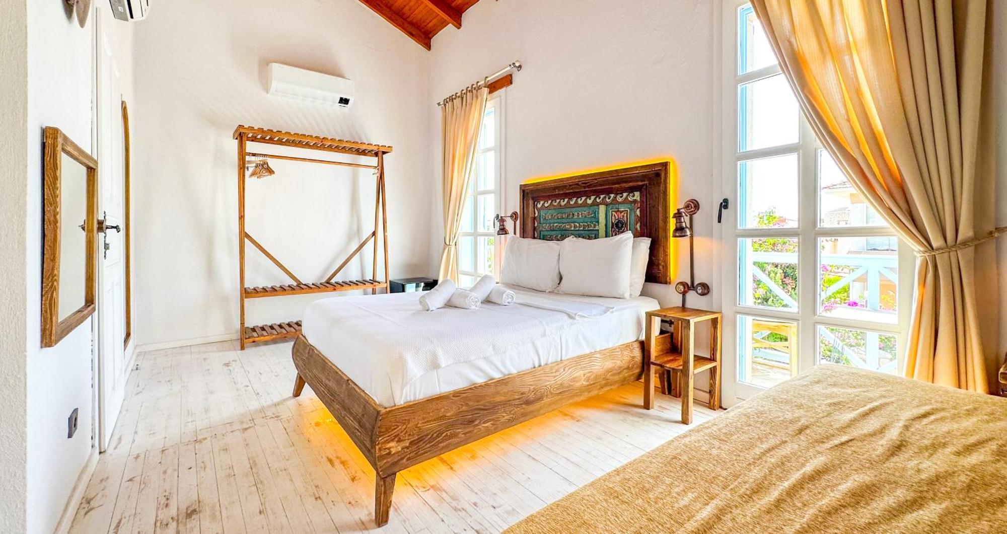 Banana Alacati Food & Stay - Adults Only Esterno foto
