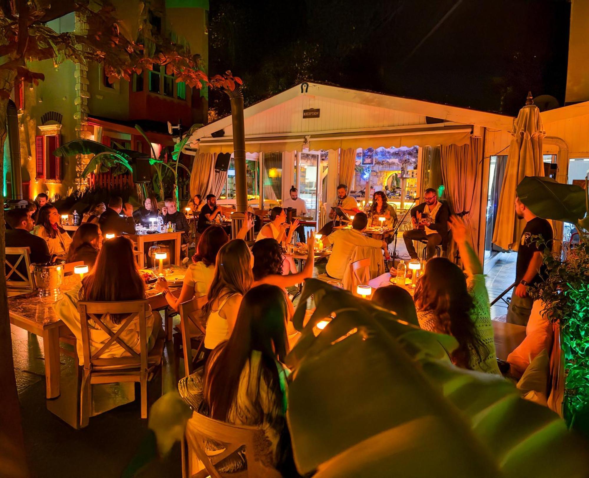 Banana Alacati Food & Stay - Adults Only Esterno foto